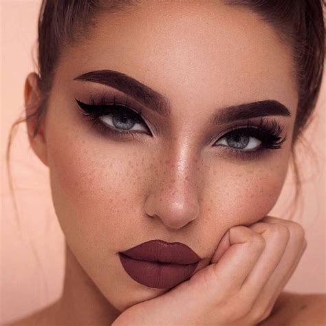 I Love This Dramatic Makeup Look 😍 Dramatic Makeup Full Face