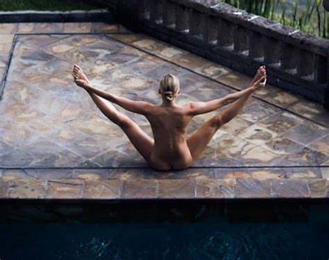 La Yoga Girl Continue D Enflammer Instagram