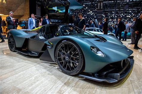 aston martin valkyrie