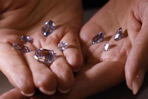 Sothebys To Auction Off Blue Diamonds Valued At 70 Million