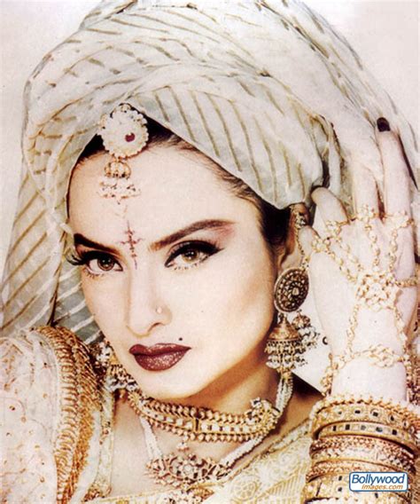 Noted for her versatility and acknowledged as one of the finest actresses in indian cinema. Picture / image of Rekha - rekha_002.jpg (640x768 size)