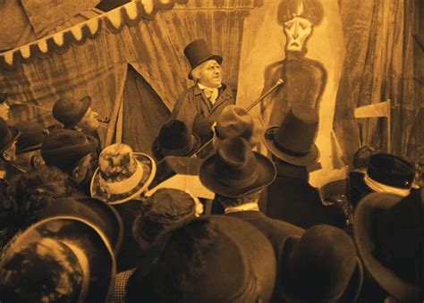 About great manipulators, and the underlying anxiety that either society has gone mad, or we have. Das Cabinet des Dr. Caligari | Film-Rezensionen.de