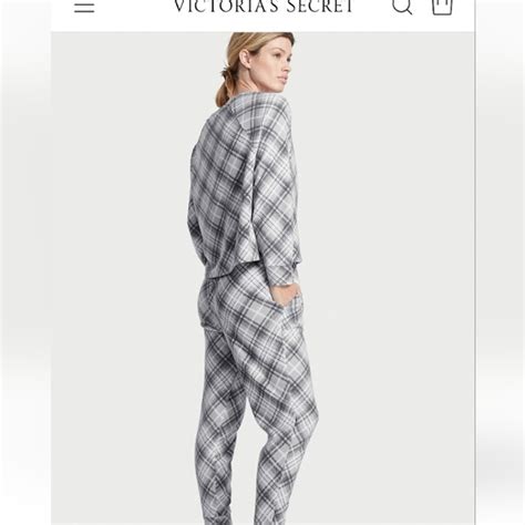 Victorias Secret Intimates And Sleepwear Victorias Secret Pajama Set