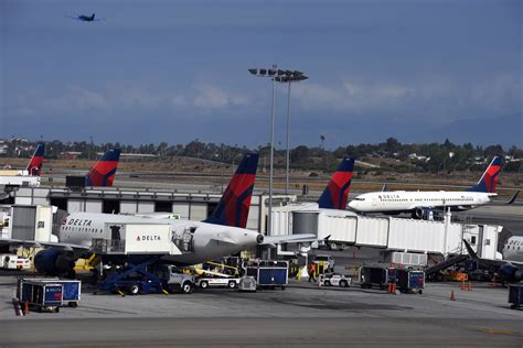 Delta Lax Announce 19 Billion In Terminal Upgrades Daily Breeze