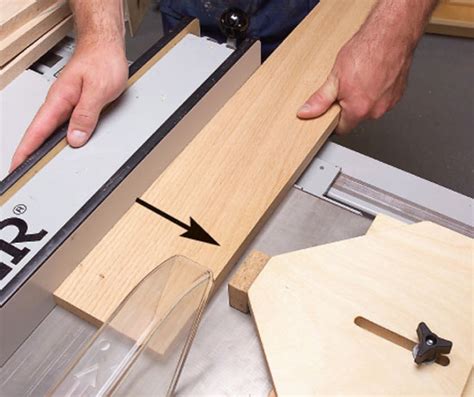 Make perfect table saw cuts with one hand. 4 Handy Table Saw Jigs | Popular Woodworking Magazine