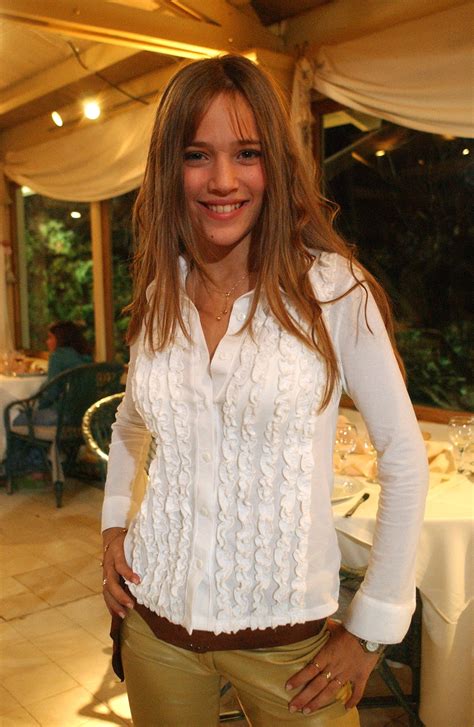 Perfectly timed photos are what photography is all about! Mia Colucci: Fotos Oficiales Mia Colucci
