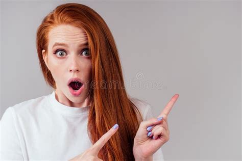 Redhair Ginger Woman Finger Pointing Copy Space Stock Image Image Of Hair Gorgeous 180517001