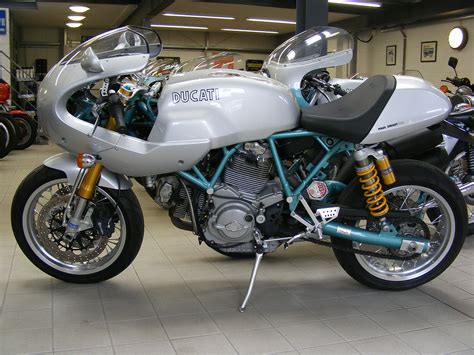 Cafe Racer Special Ducati Paul Smart 1000le 2005