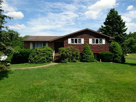 556 Country Club Rd South Strabane Pa 15301 Mls 1064484 Redfin