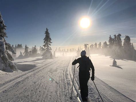 How To Choose Cross Country Ski Gear Goeast