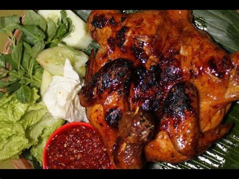 Resep sambal ayam bakar ini merupakan salah satu resep khas nusantara yang patut bunda coba sebagai pelengkap hidangan ayam bakar. 25+ Resep Sambal Ayam Bakar Bandung, Trend Inspirasi