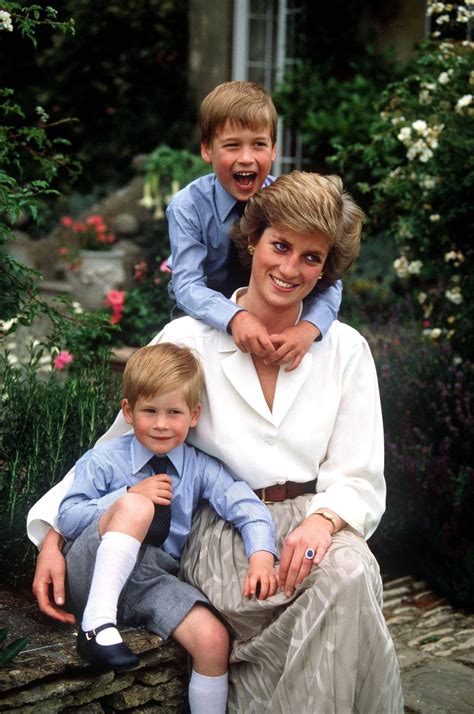La Princesa Diana A Trav S De La Mirada De Sus Hijos Espa Ol