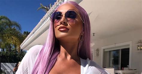 Towie S Billie Faiers Flaunts Dramatic Transformation In Daringly Low
