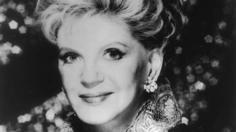 Judith Krantz Whose Tales Of Sex And Shopping Sold Millions Dies At
