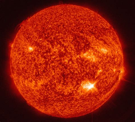 Nasas Solar Dynamics Observatory Sees Mid Level Solar Flare Scinews