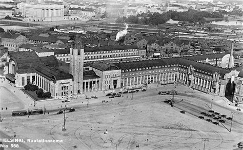 You can scroll down to find more maps of this location. Helsingin rautatieasema 1930-l. Huom. tiilimakasiinit ...