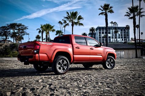 Five Fantastic Things About The 2018 Toyota Tacoma Trd Sport