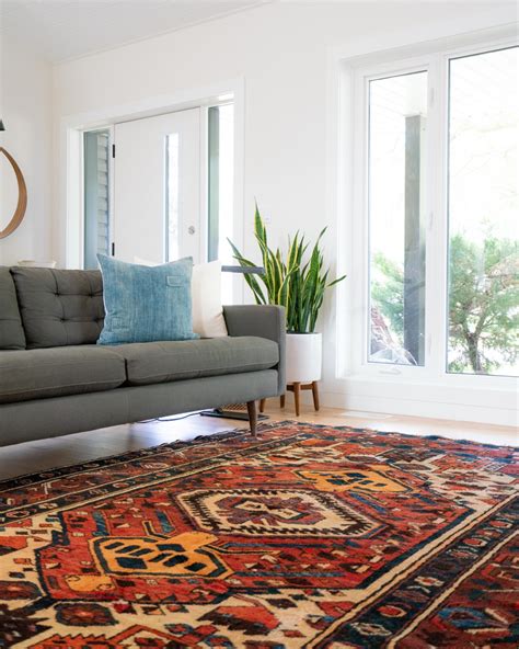 The Hue For You How To Choose A Rug Color That Complements Your Decor