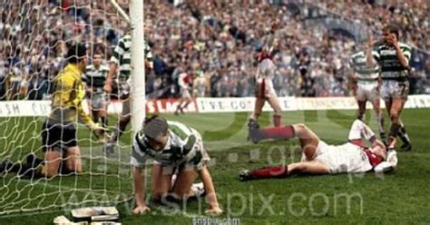 Jumping jack flash 05:32 11. Celtic 2 Clydebank 0 in April 1990 at Hampden Park ...