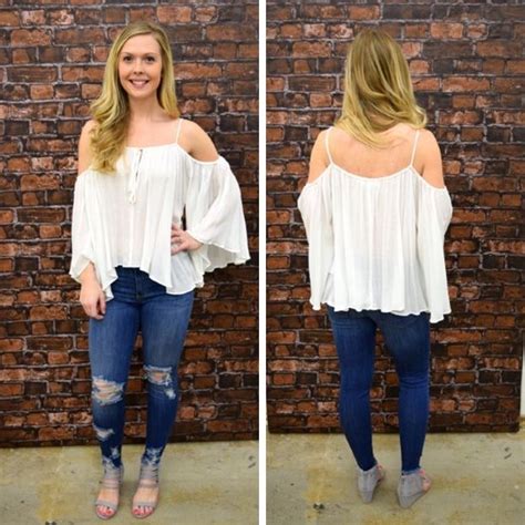 This White Cold Shoulder Is Perfect 45 Springfashion Spring Fashionista Shoplocal