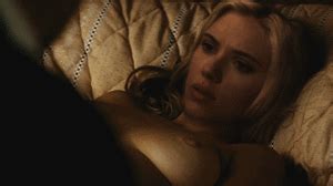 Scarlett Johansson Topless Video Leaked