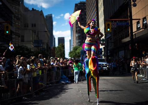 In Photos Hundreds Of Thousands Celebrate In Toronto Pride Parade