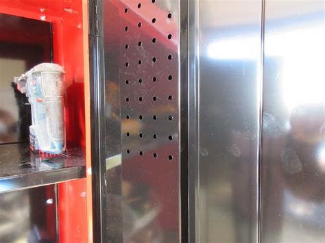 The rubbermaid fg5m1300cslrk fasttrack base cabinet is part of the fasttrack carport organization system. Craftsman Garage Cabinet Review - Tools In Action - Power ...