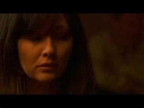 Goldie hawn hated kissing kurt russell in 'christmas chronicles 2'. Kiss me deadly trailer - YouTube