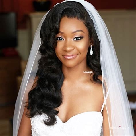 28 Hair Down Black Wedding Hairstyles With Veil Background