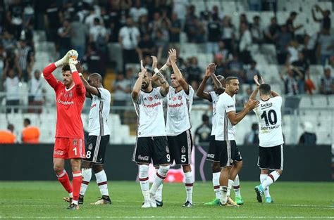 24 ağustos'ta nyon'da yapılacak şampiyonlar ligi kura çekimi öncesi temsilcimiz beşiktaş'ın olası rakipleri belli oldu. Beşiktaş'ın Şampiyonlar Ligi kadrosu belli oldu