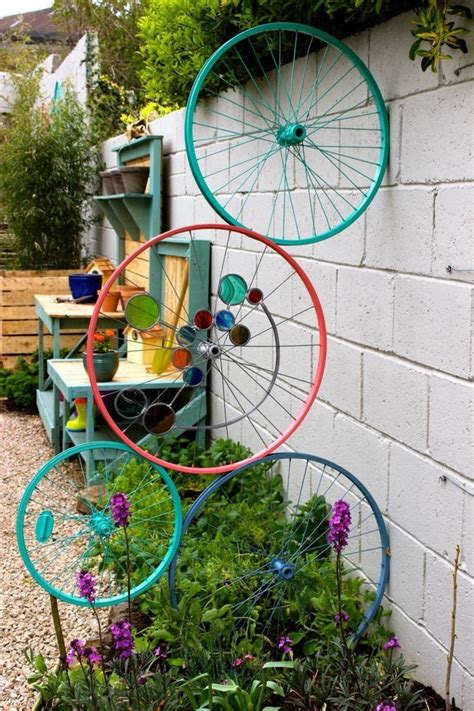 Denn das alte drahtgestell lässt sich sehr gut bepflanzen und wird so zum hingucker im garten. Verwandeln Sie das alte Fahrrad in ein atemberaubendes ...