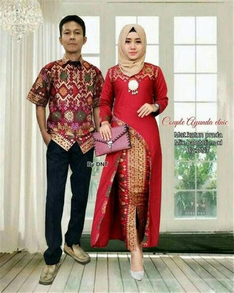 The marital relationship for the followers of the religion of islam is an incredible blessing and divine sign, as allah says in the qur'an. 50+ Top Baru Baju Couple Terbaru Muslim