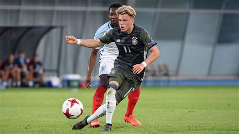 Nationalmannschaft england auf einen blick: Germany crash out of U19 Euro :: DFB - Deutscher Fußball ...