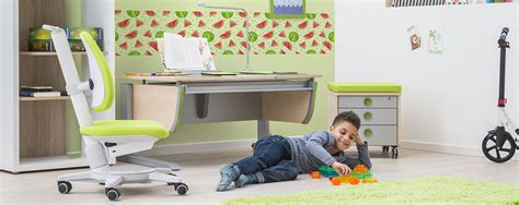 Wollen sie ihrem kind zum schulbeginn auch einen eigenen schreibtisch mit dazugehörigem stuhl und möglicherweise weiteren möbeln kaufen? Der richtige Arbeitsplatz für mein Kind im Kinderzimmer ...