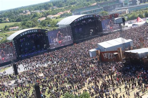 Hellfest das musikportal für metal und alternative music. Hellfest : Clisson, capitale mondiale du métal ! | L'Hebdo ...