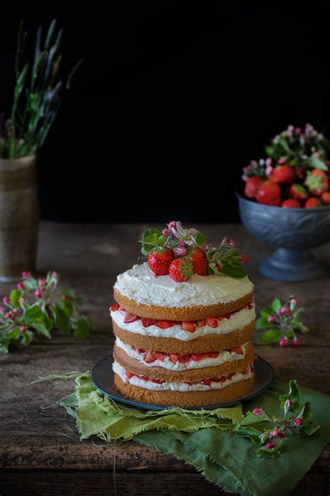 75 g + 100 g zucker. Erdbeer-Mascarpone Kuchen | Rezept | Mascarpone kuchen ...