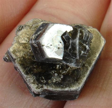 Muscovite Mica Crystals 500 307 Chucks Rocks