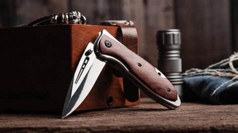 Best Tactical Folding Knife Of 2022 Top 10 Picks And Buyers Guide