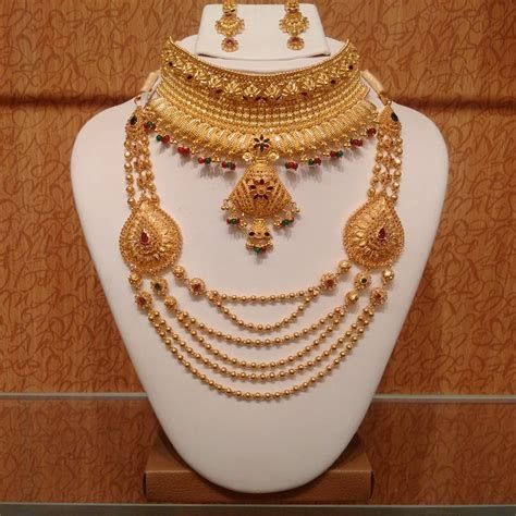 Traditional Gold Jewelry Set Designs For Marriage South India Jewels