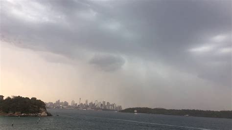 Lightning Storm Hits Sydney Leaves Thousands Without Power Youtube