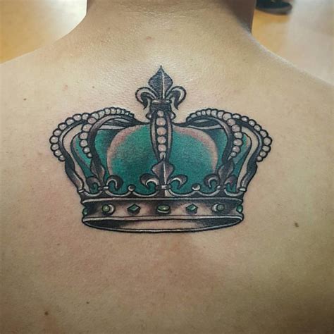 Check spelling or type a new query. Crown tattoo, corona en sombras neo tradicional. Citas dis ...