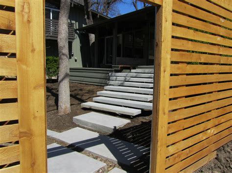 Concrete step forms for making bullnose, cantilevered or textured stairs tips on buying forms and installing concrete steps updated november 25, 2020. Floating Concrete Stairs Dallas