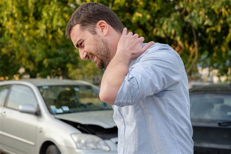Rear End Car Accident Injuries And Care Formats Peterson Chiropractic