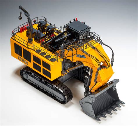 For Xcmg Xe7000 Mining Excavator 150 Diecast Model Finished Car Truck