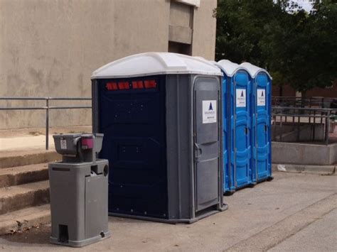 Paramount Wastewater Solutions Llc Portable Restroom Rental Temple