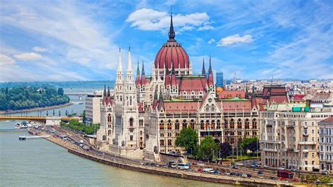 Macaristan, orta avrupa'da karpatlarda kurulu olan ve denize kıyısı olmayan bir ülkedir. Macaristan | Topragizbiz - Blog