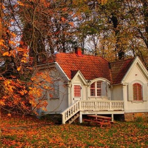 Pin By Pamela On Architecture Cute Cottage Cottage Dream Cottage