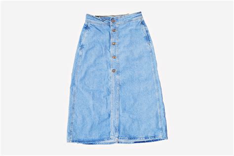 5 Ways To Style A Long Denim Skirt This Moms Gonna Snap