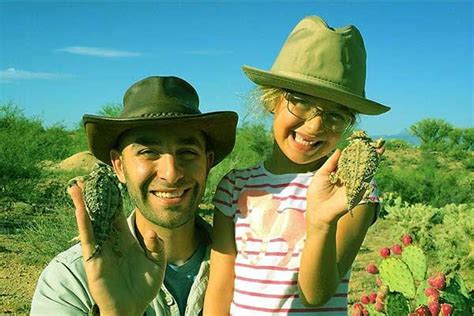 Is Coyote Peterson Married to Wife? Or Dating Girlfriend? – wifebio.com