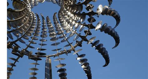 Howes Surreal Kinetic Wind Sculpture Living Plugin